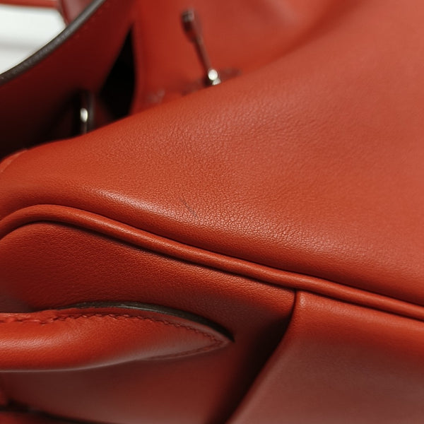 Lindy 26 Swift Red