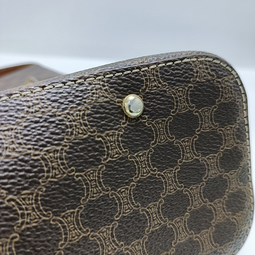 Coated Canvas Brown