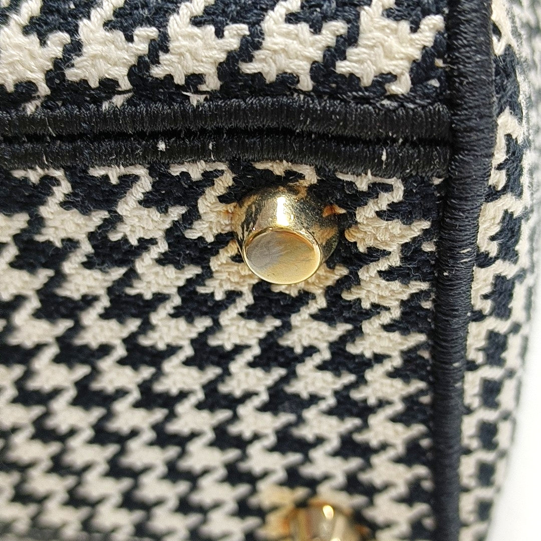Authenticated pre-owned  Lady D-Lite Medium Canvas Black - Tote Bag at Looply