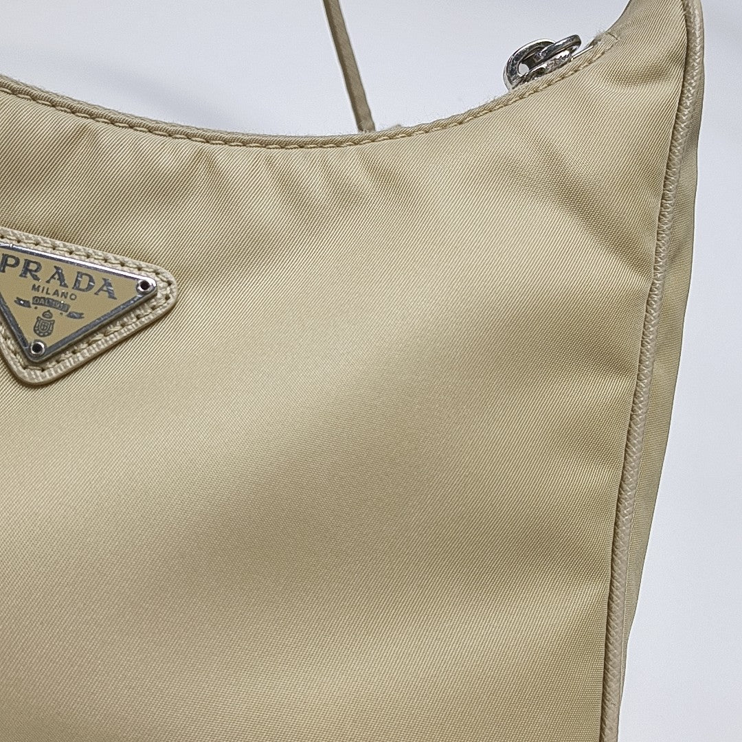 Re-Edition2005 Mini Nylon Beige