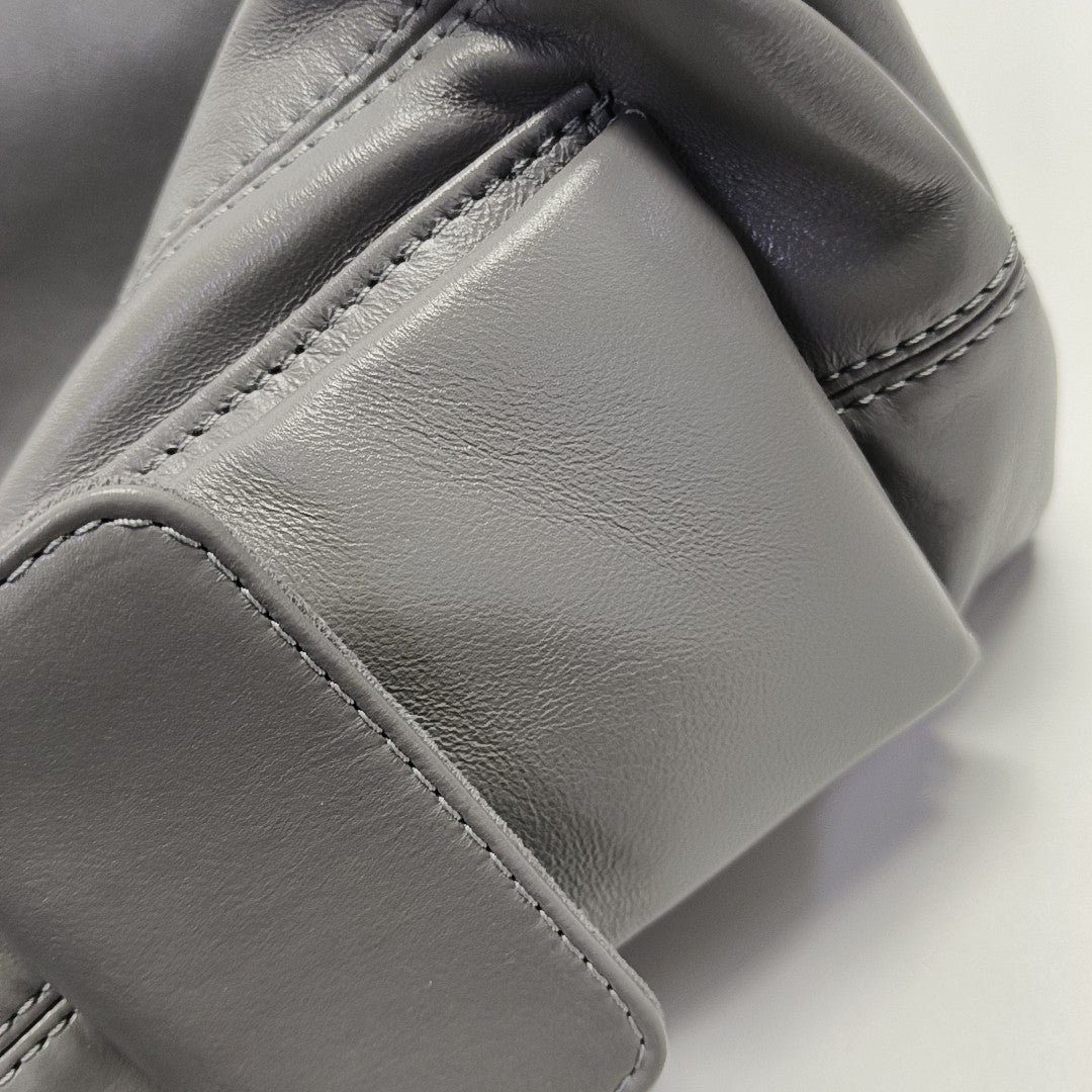CARRYALL Small Lambskin Gray