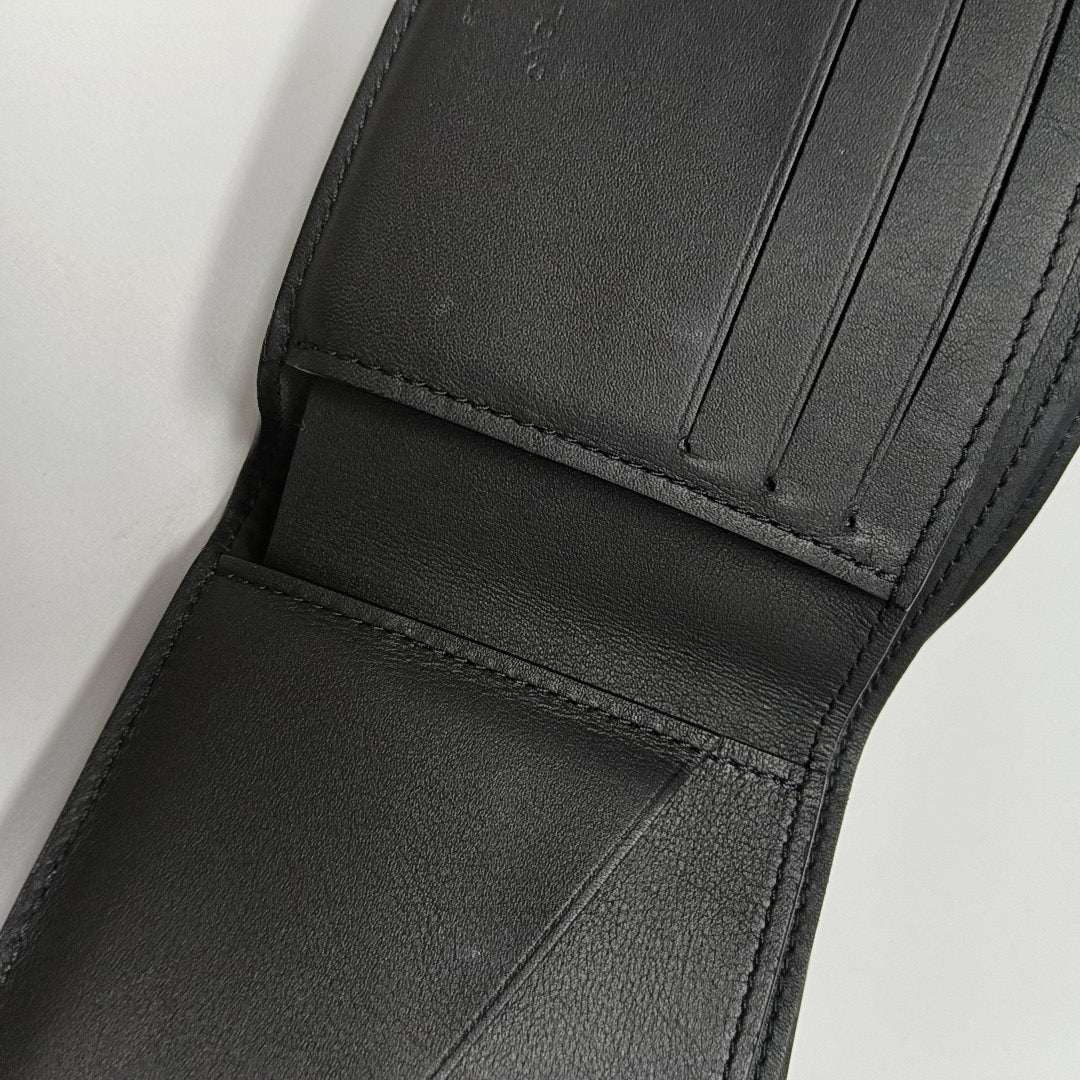 VICTORINE Calfskin Black Wallet