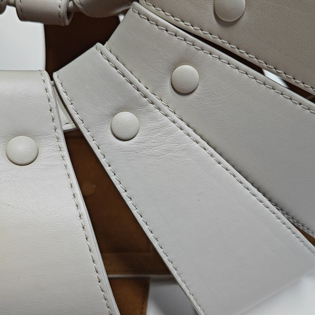 The Shell Calfskin White