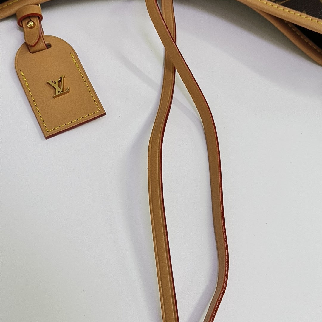 CARRYALL PM Monogram Coated Canvas Brown