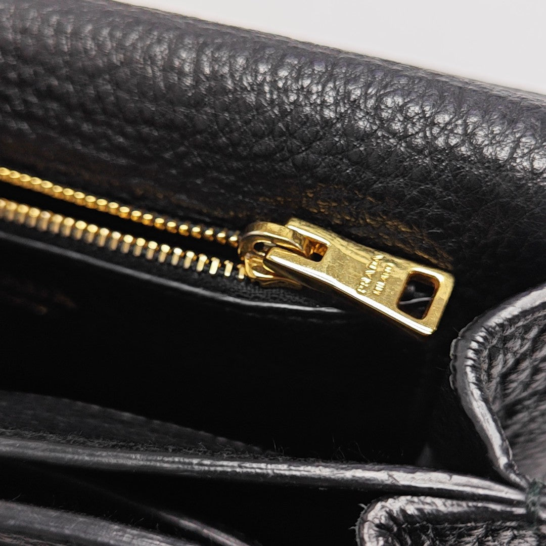 Calfskin Shoulder Bag Black