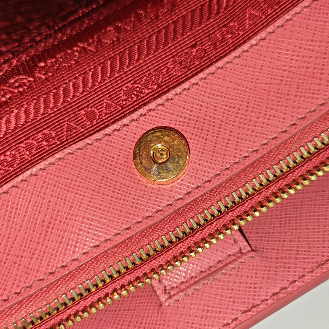 Galleria Medium Calfskin Red