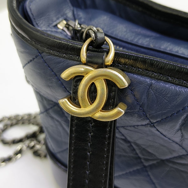 GABRIELLE Small Quilted Calfskin Blue