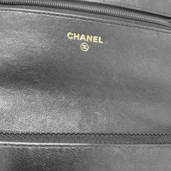 CHANEL 19 Small Quilted Lambskin Black