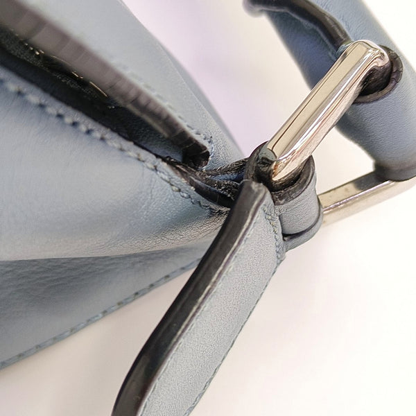 Puzzle Medium Calfskin Blue