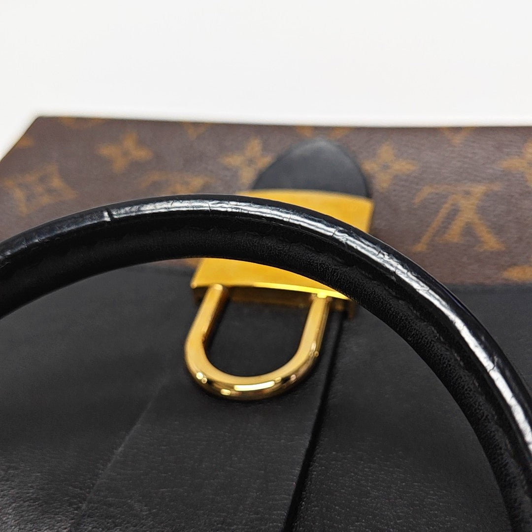 Authenticated pre-owned  LOCKY BB Monogram Coated Canvas Brown - Crossbody Bag at Looply