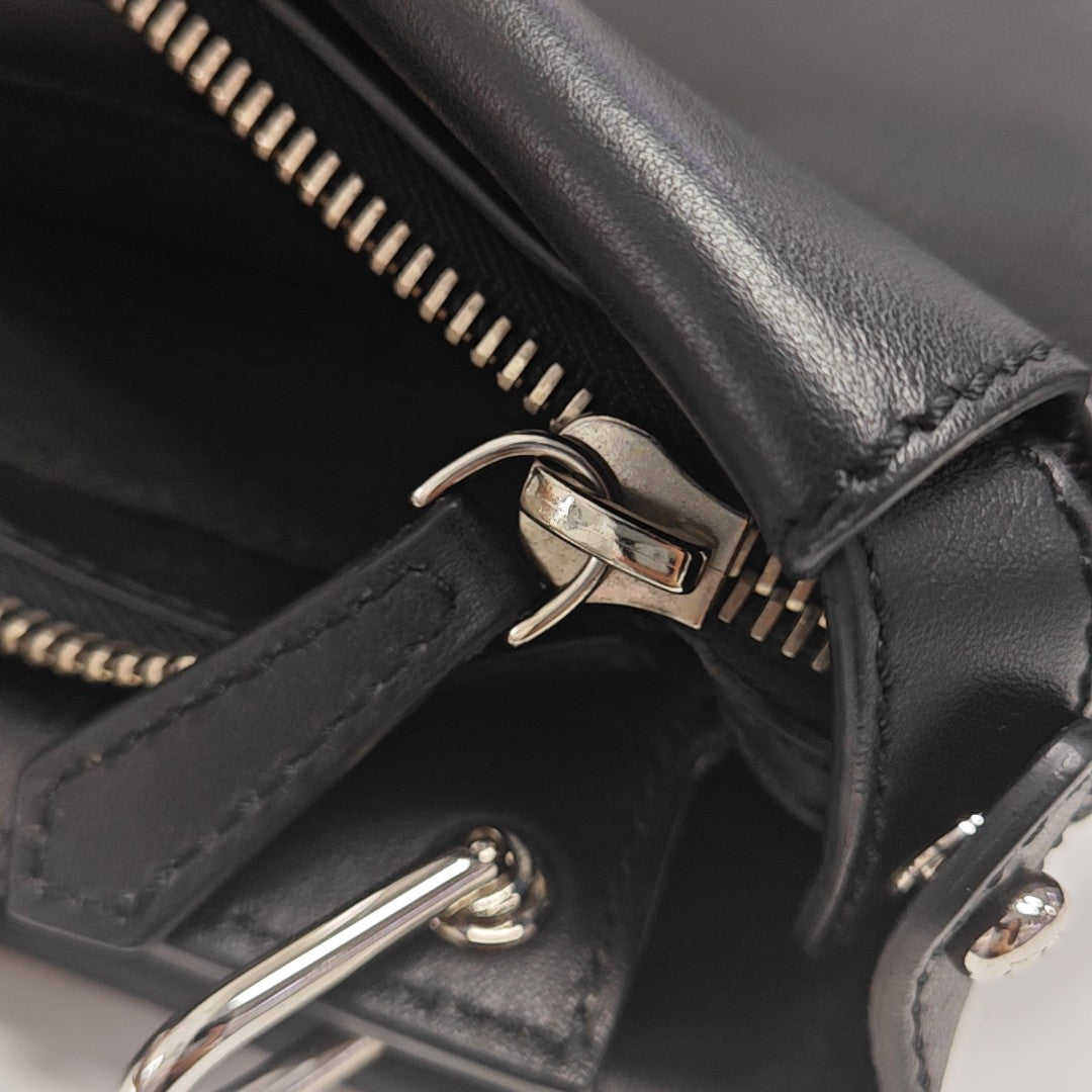 Peekaboo Large Calfskin Black
