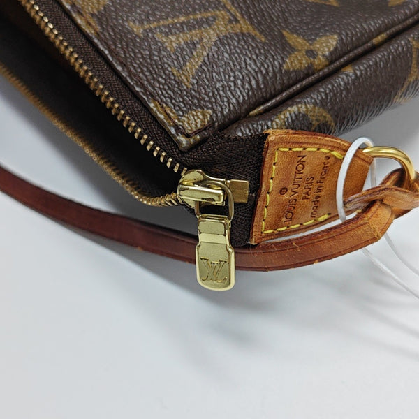 ACCESSOIRES Monogram Coated Canvas Brown