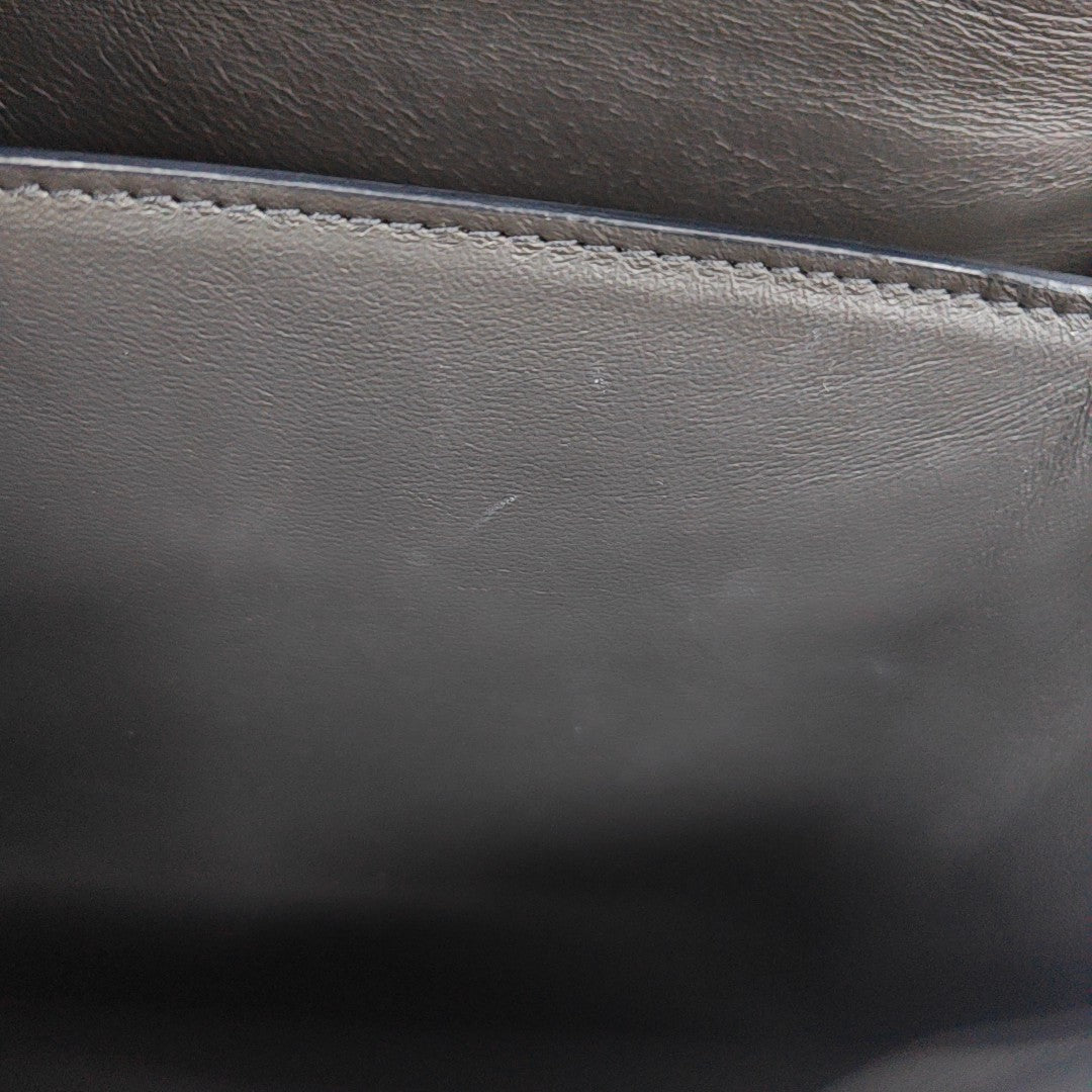 CLASSIC BOX Small Leather Gray
