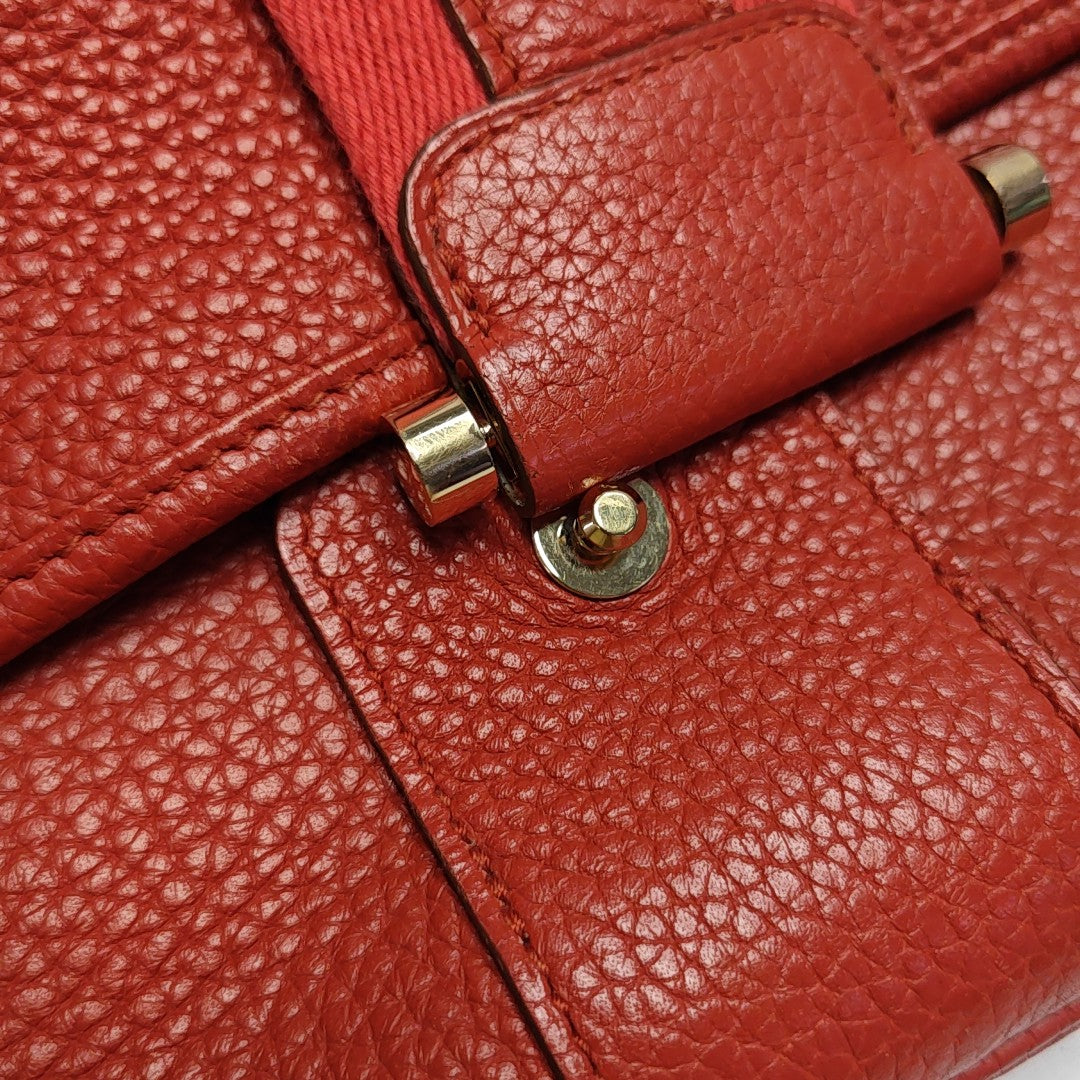 Bourlingue Clemence Red