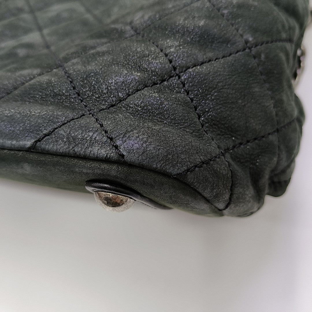 Quilted Calfskin Shoulder Bag Large Black