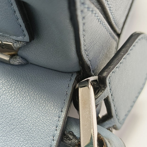 Puzzle Medium Calfskin Blue