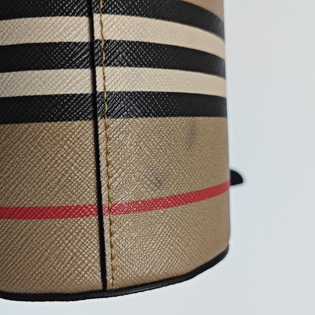 The Barrel Coated Canvas Brown