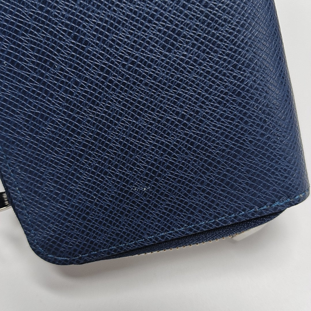 ZIPPY Calfskin Blue Wallet