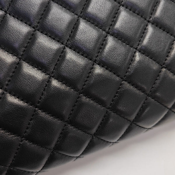 BOY CHANEL Medium Quilted Calfskin Black