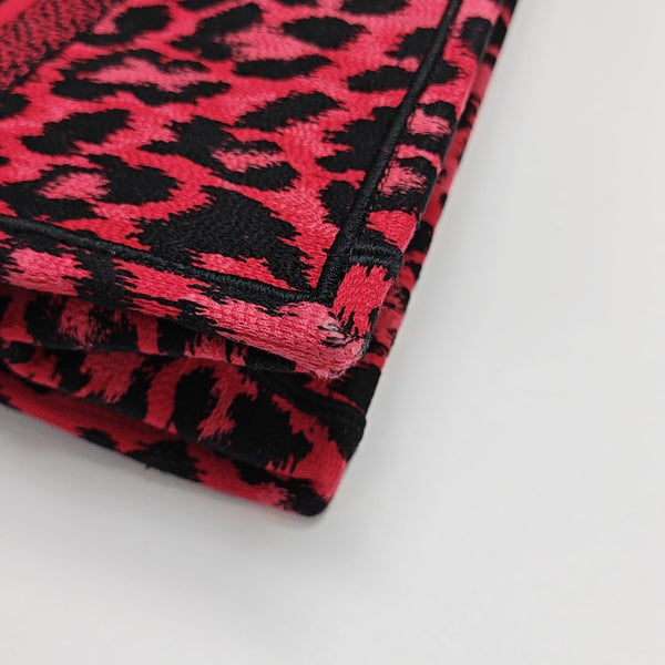 Authenticated pre-owned  Book Tote Medium Fabric Red - Tote Bag at Looply