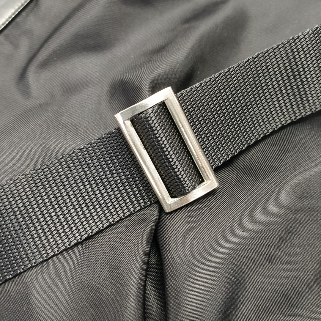 Re-Nylon Medium Nylon Black