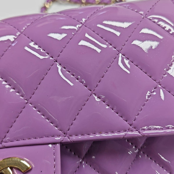 CLASSIC FLAP Mini Quilted Patent Leather Purple