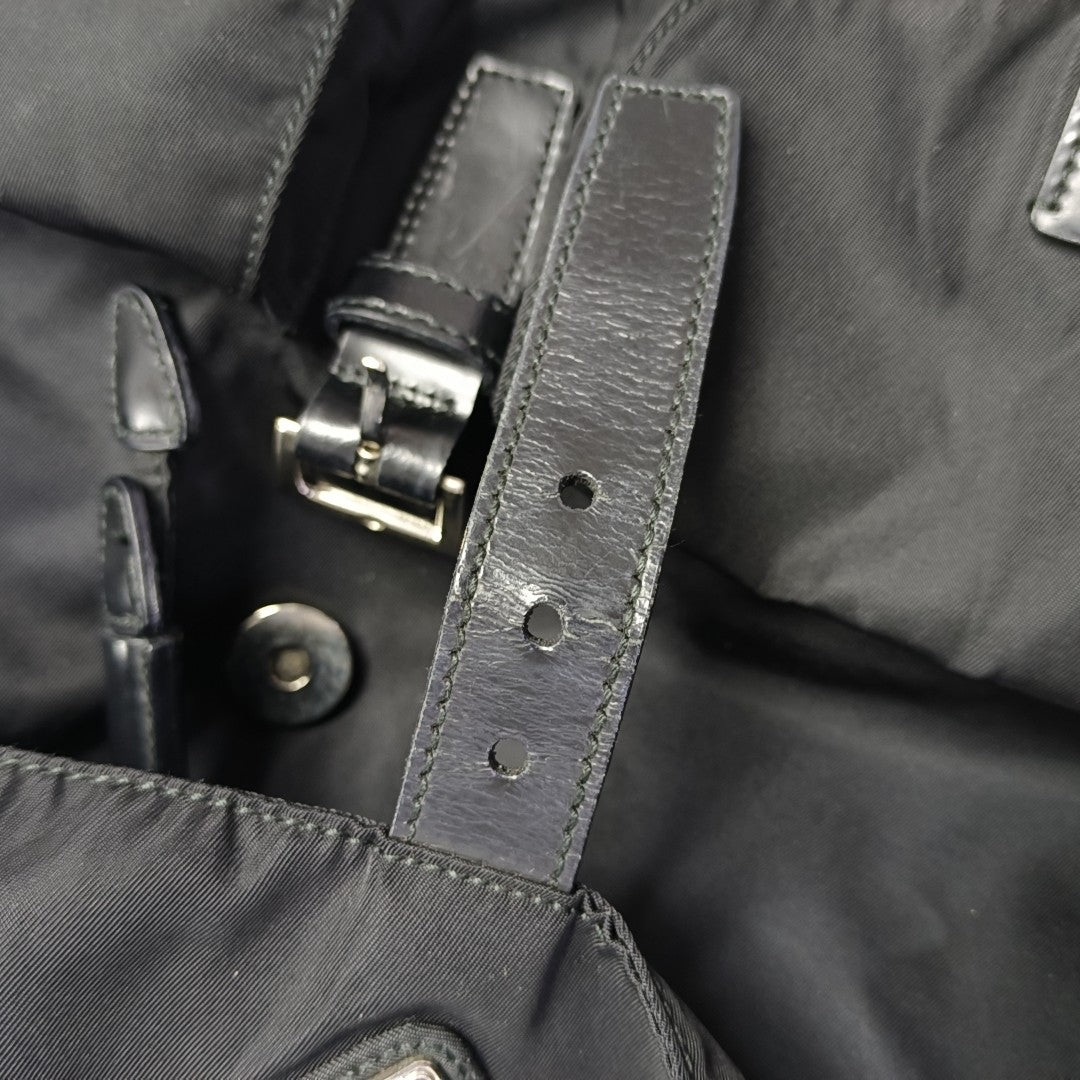 Re-Nylon Medium Nylon Black