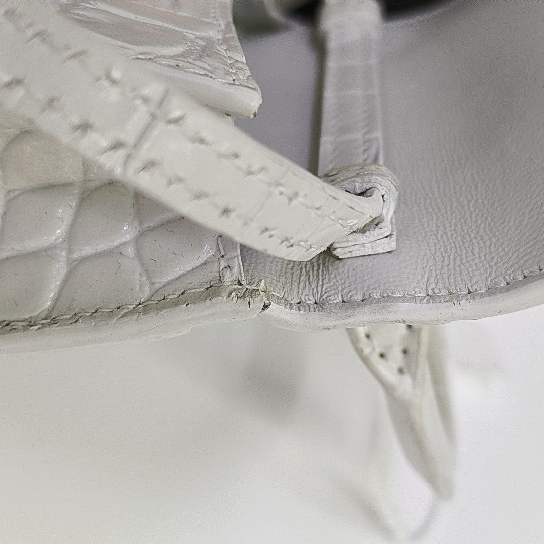 Hourglass Mini Calfskin White