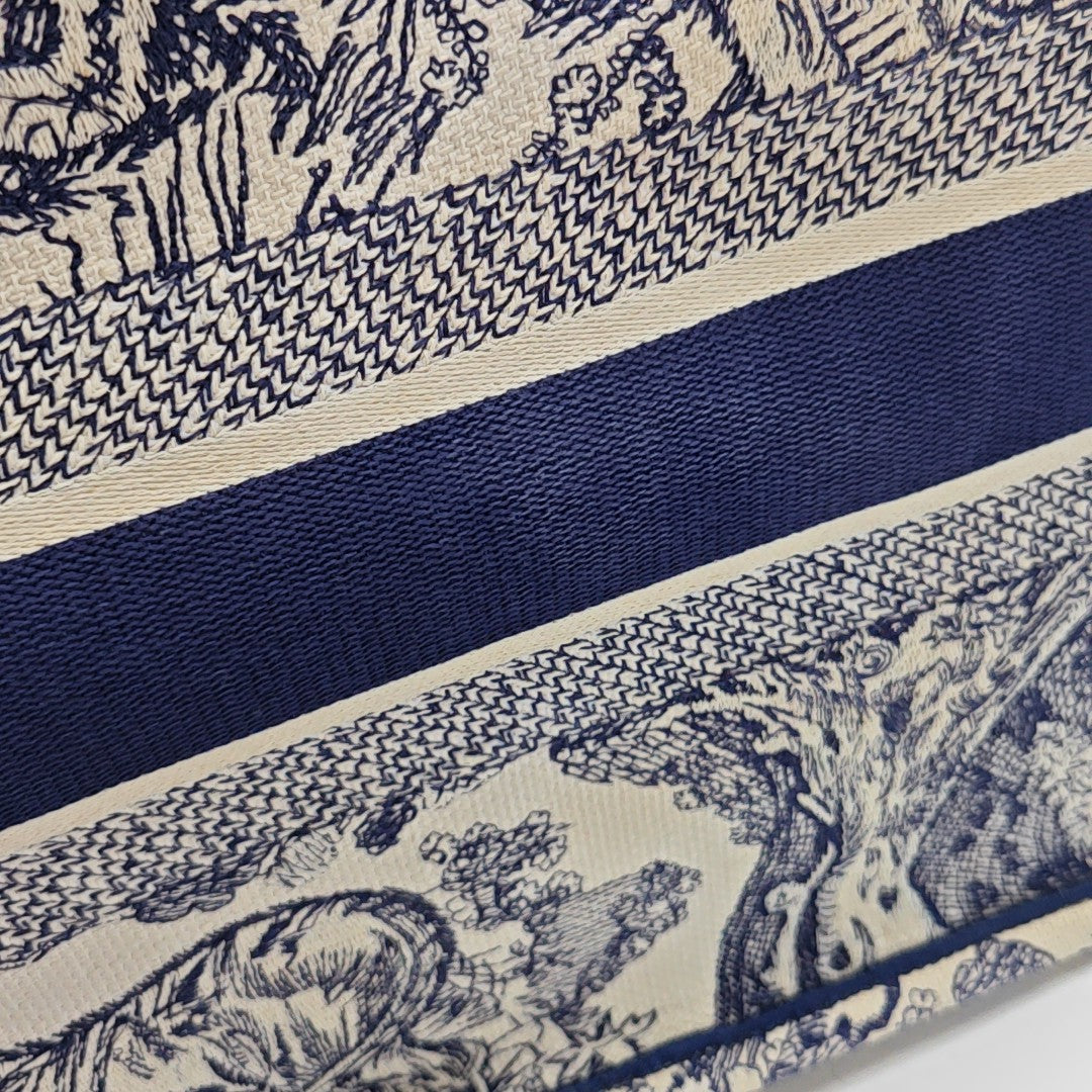 Book Tote Medium Canvas Blue