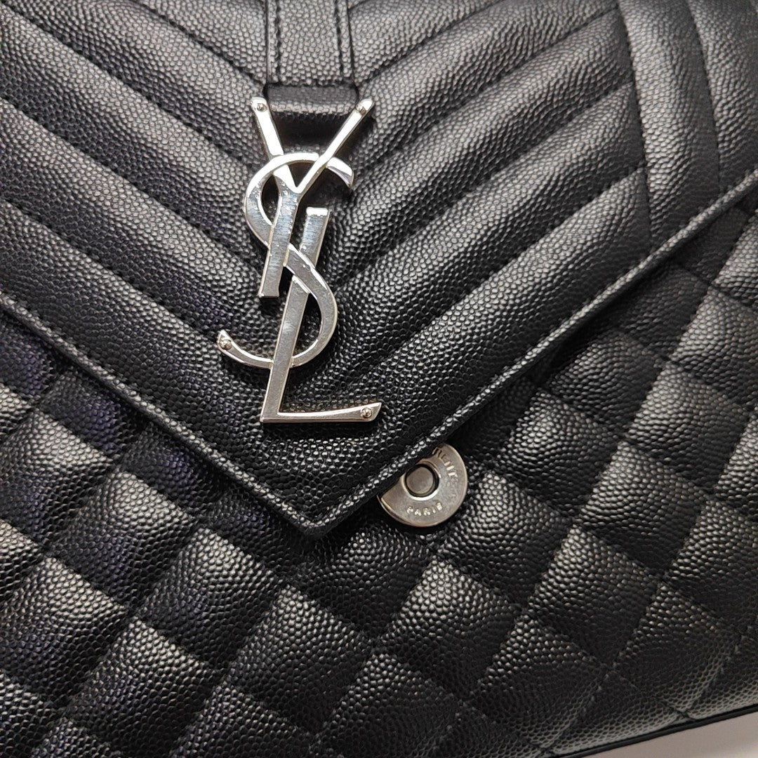 ENVELOPE Medium Quilted Calfskin Black