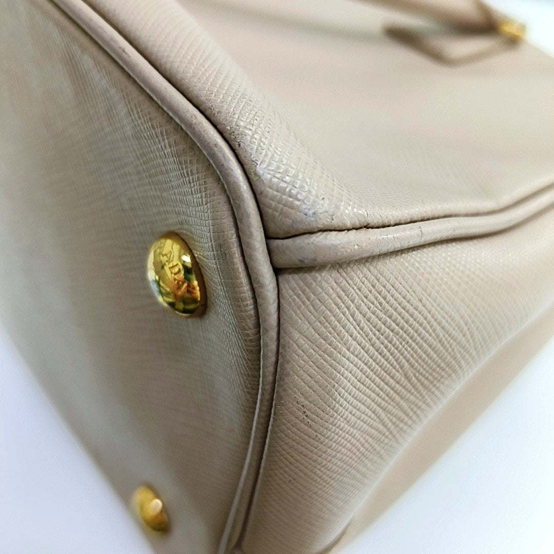 Galleria Large Saffiano Calfskin Beige