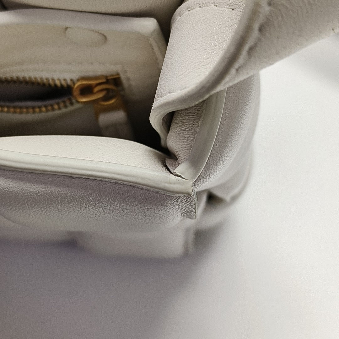 Cassette Medium Lambskin White