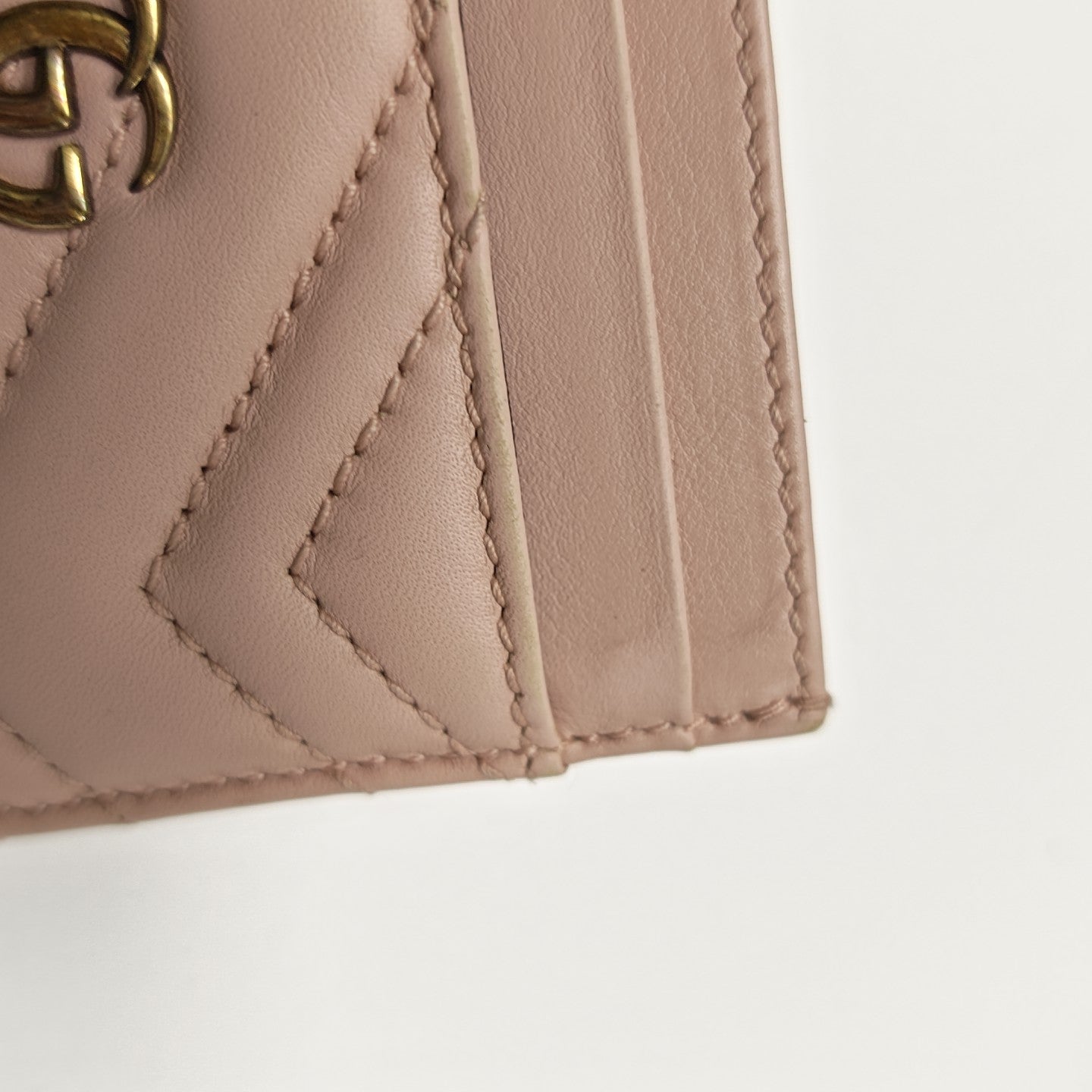 GG Marmont Mini Quilted Leather Pink Card Holder