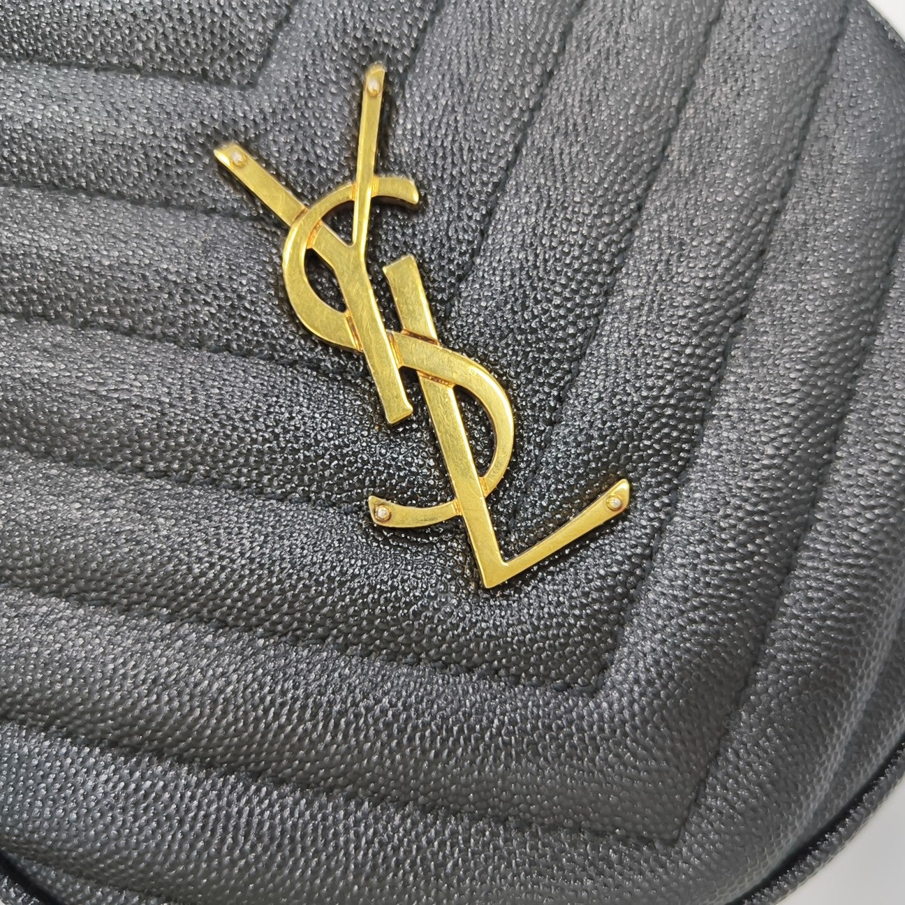 VINYLE Quilted Calfskin Black