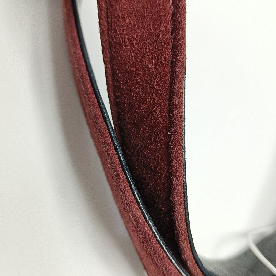 JUMBO CRAVE Suede Red