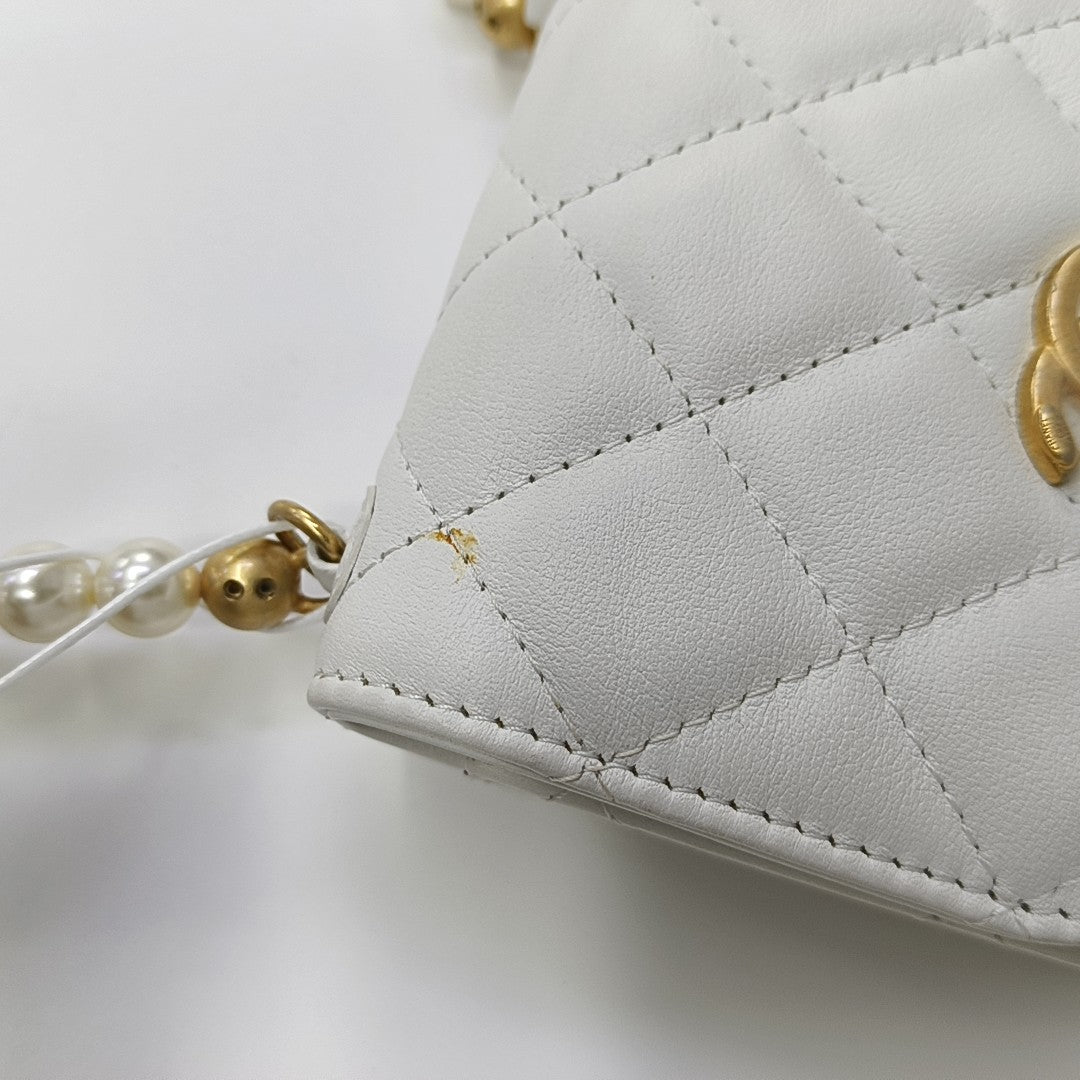 Quilted Calfskin White
