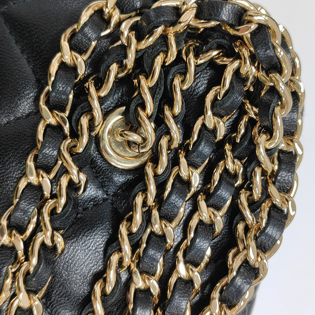 Quilted Lambskin Shoulder Bag Black