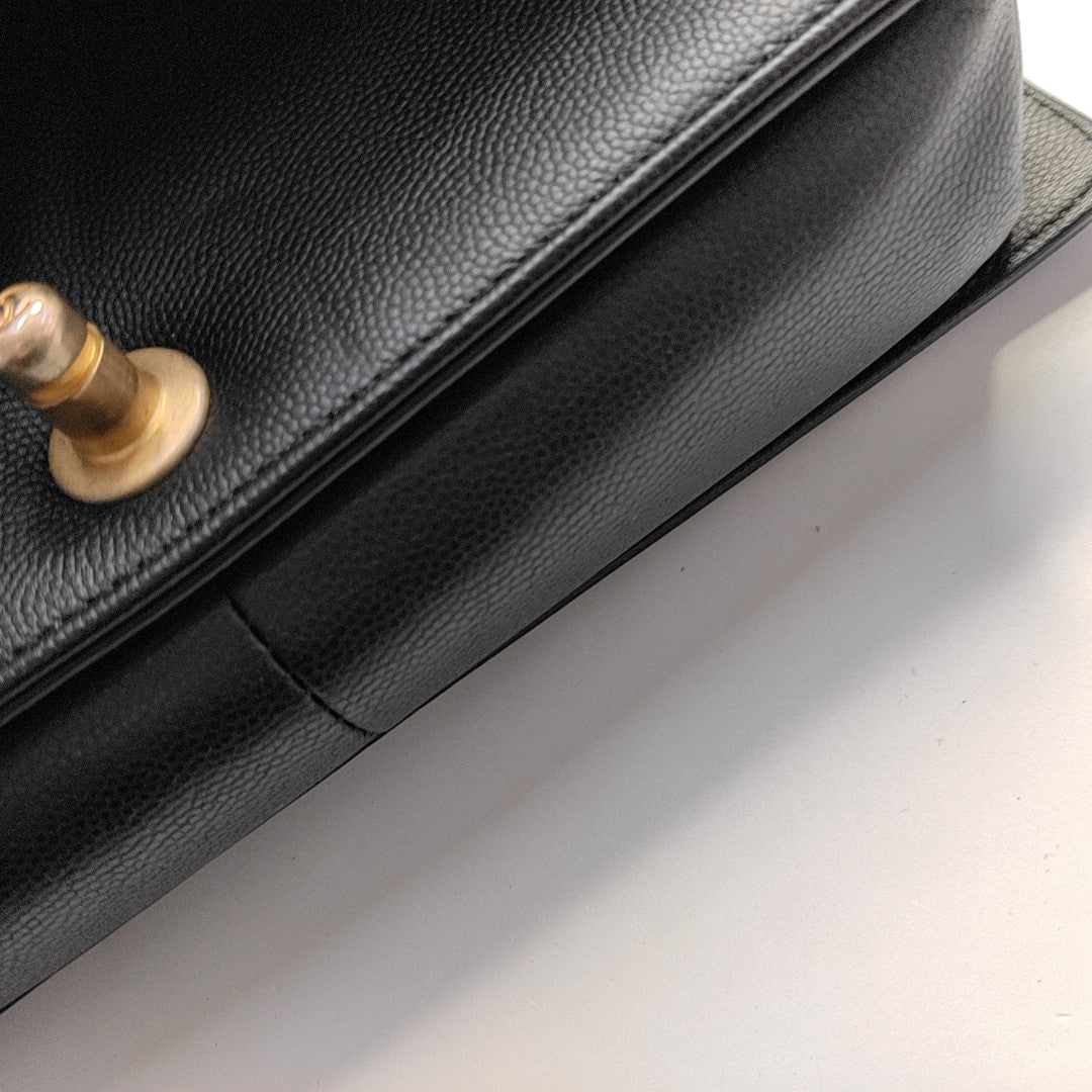 Authenticated pre-owned  BOY CHANEL Medium Quilted Grained Calfskin Black - Shoulder Bag at Looply