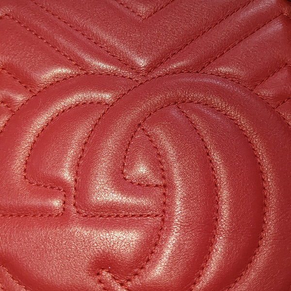 Piel de ternera GG Marmont Roja
