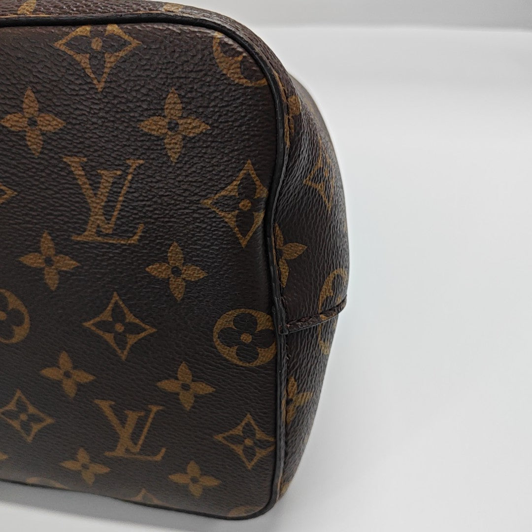 NÉONOÉ MM Monogram Coated Canvas Brown