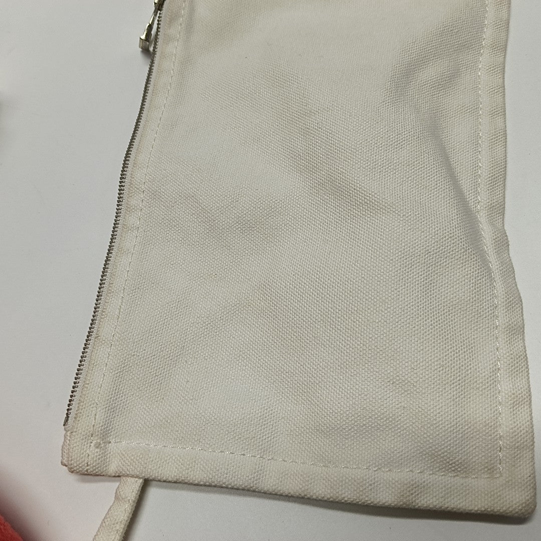 Canvas White