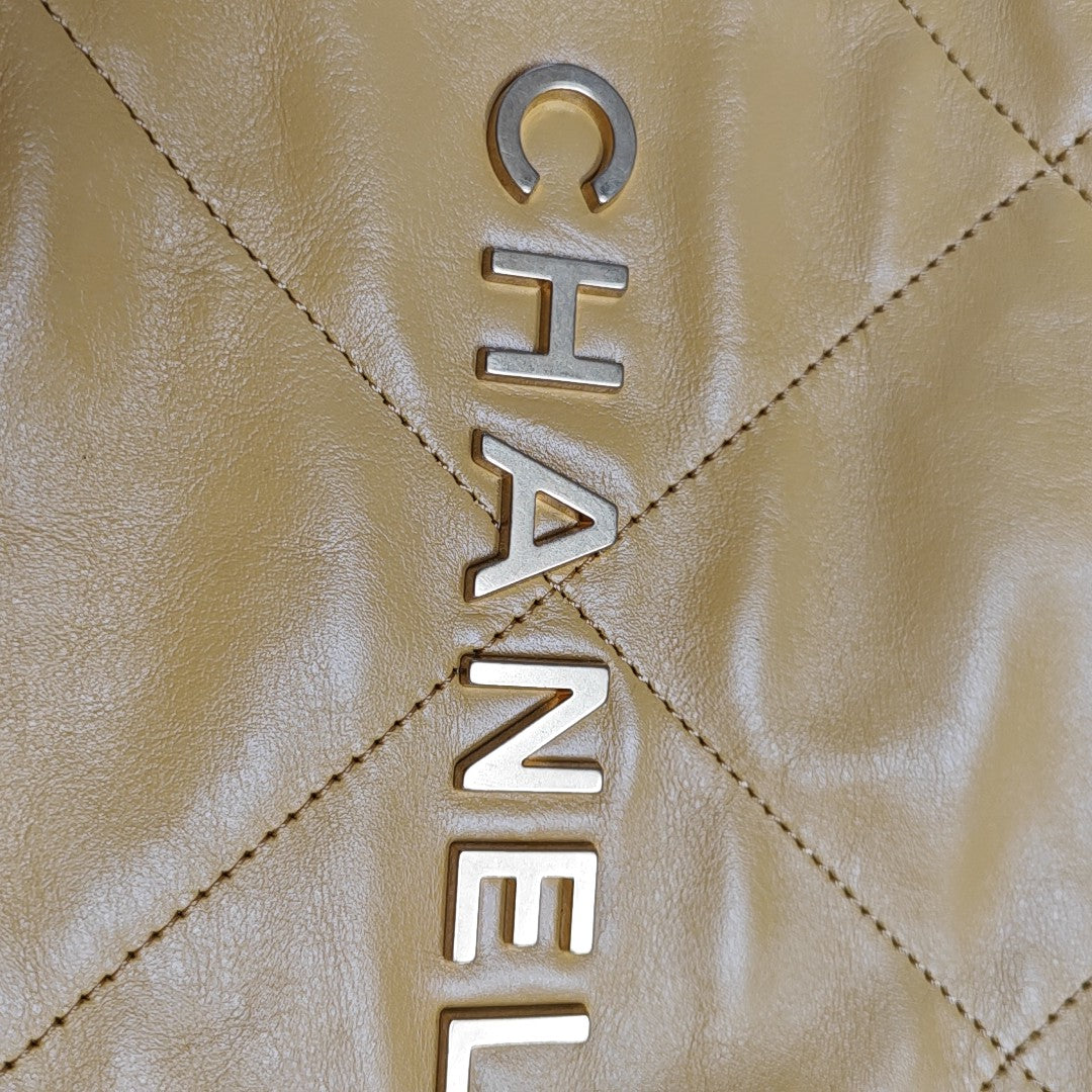 CHANEL 22 Small Quilted Calfskin Yellow