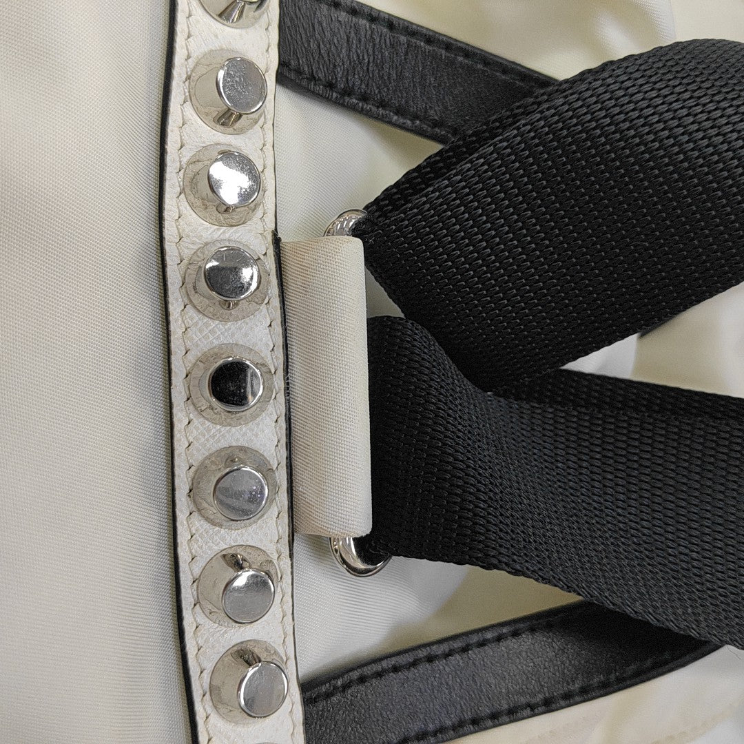 Black Nylon Nylon White