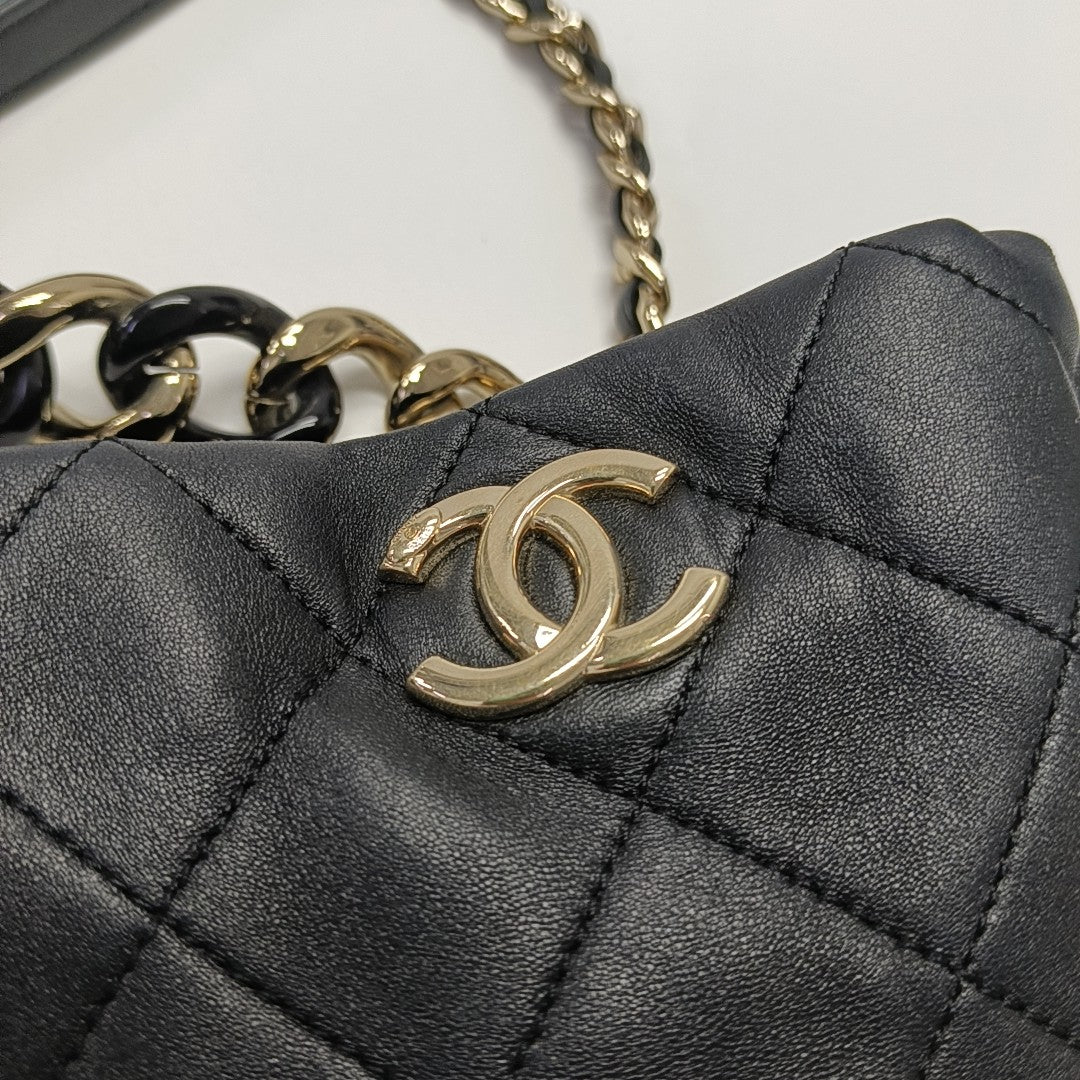 DRAWSTRING Quilted Lambskin Black