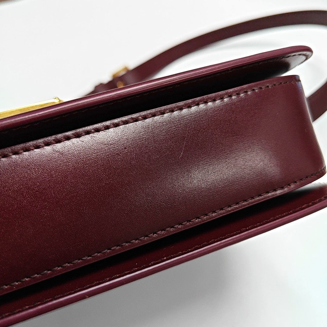 SOLFERINO Medium Quilted Calfskin Red