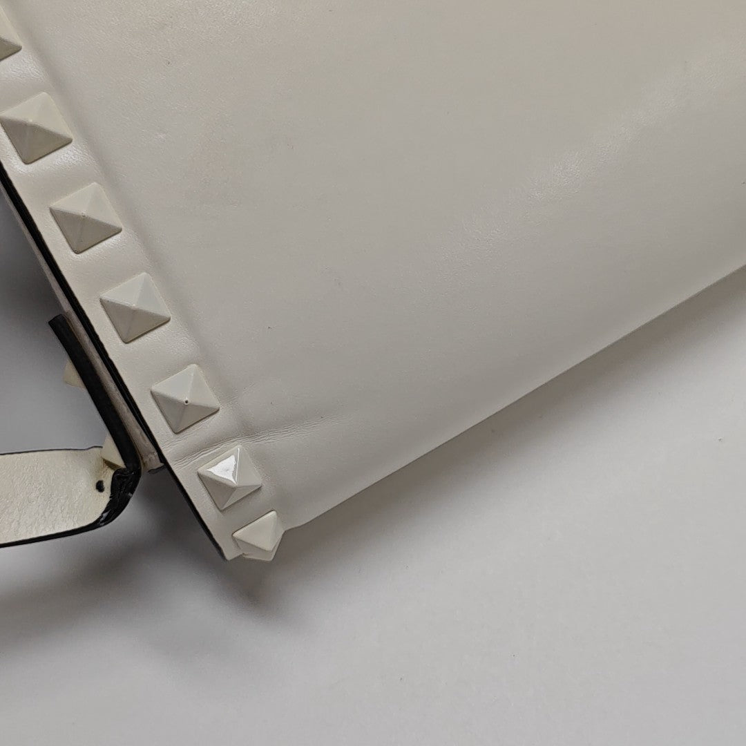 Rockstud Calfskin White