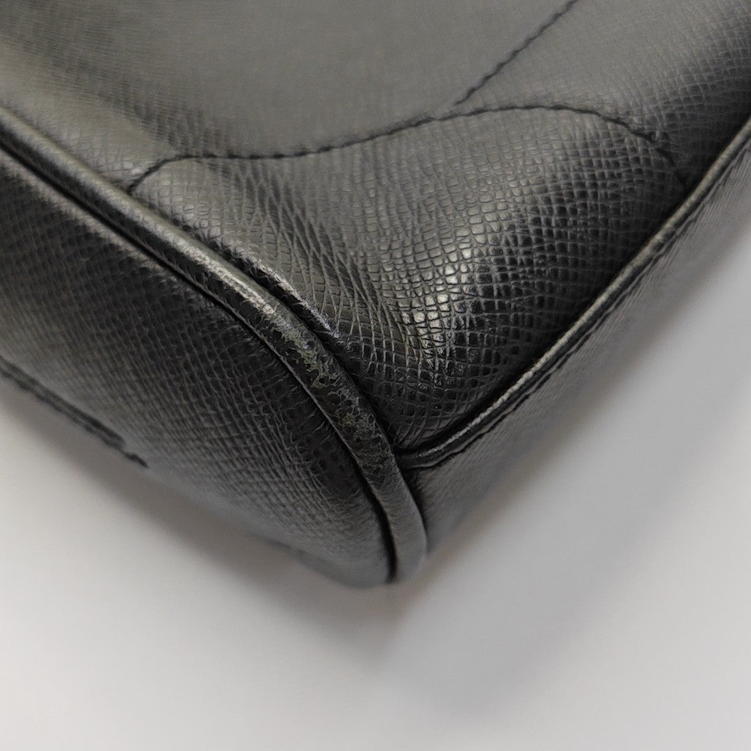 LUKA Calfskin Black