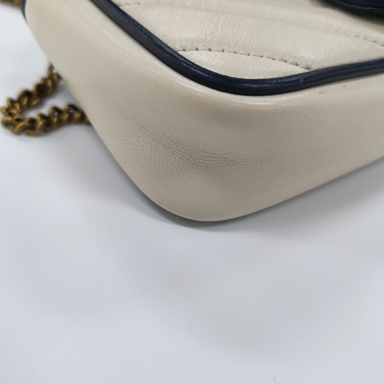 GG Marmont Super Mini Quilted Calfskin White