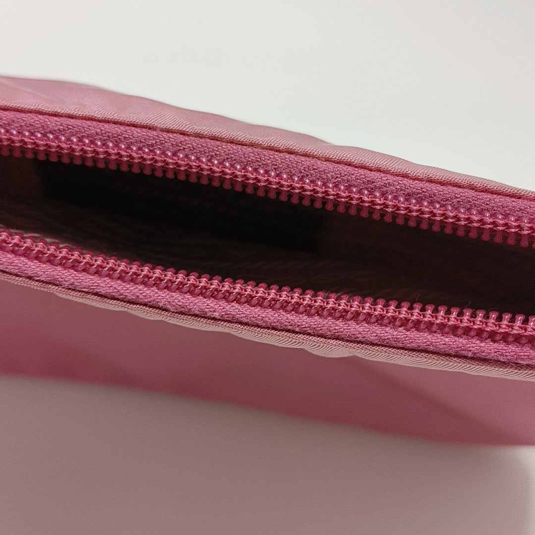 Re-Edition2000 Mini Nylon Red