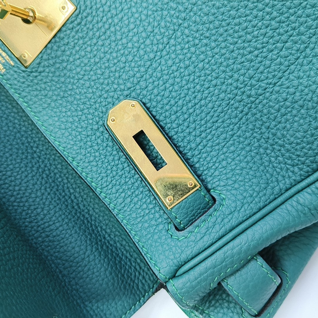 Kelly 28 Togo Green